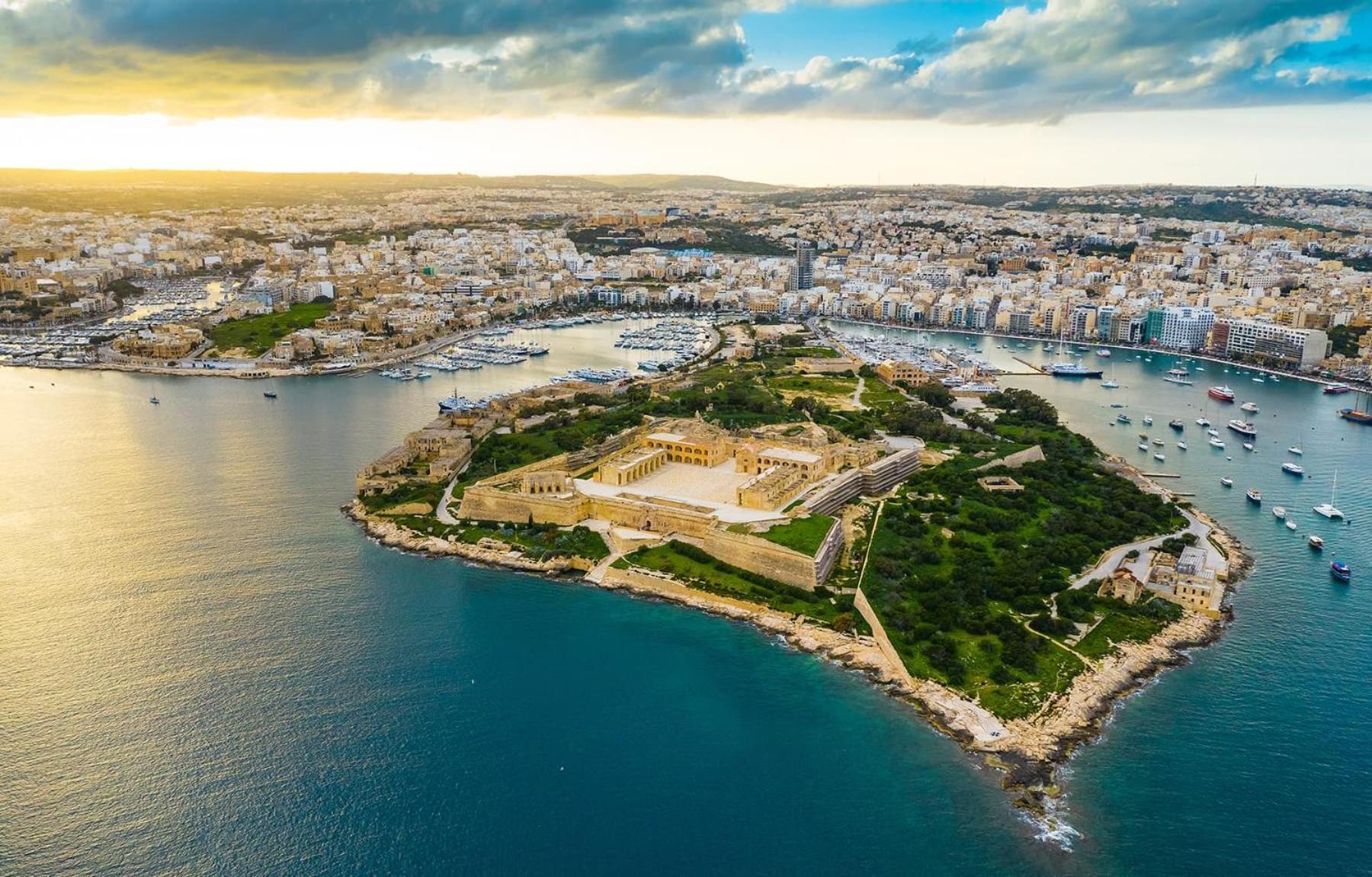 A Lovely 3 Bedroom, 3 Baths Home In The Centre Of Gzira By 360 Estates Εξωτερικό φωτογραφία