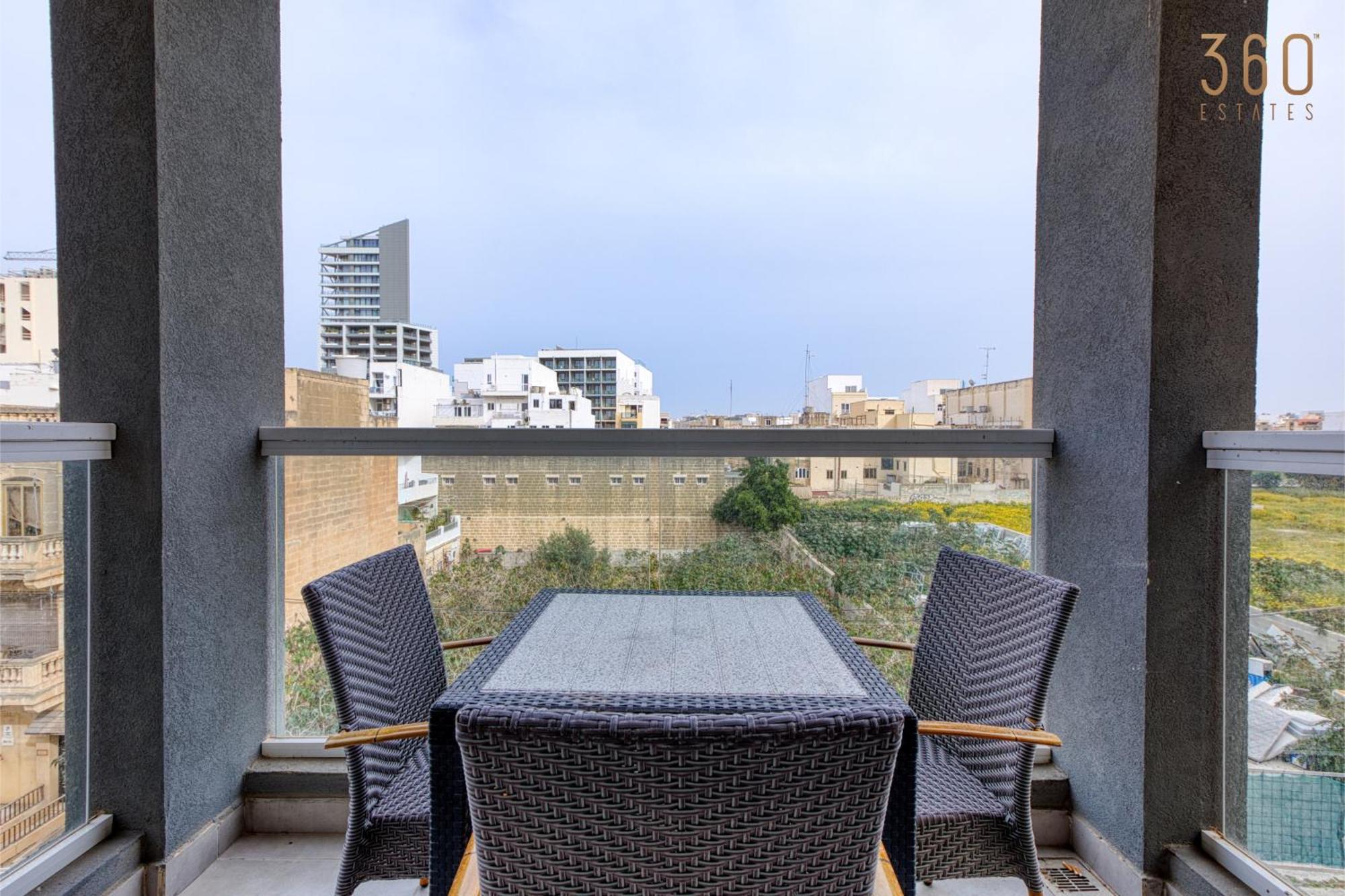 A Lovely 3 Bedroom, 3 Baths Home In The Centre Of Gzira By 360 Estates Εξωτερικό φωτογραφία